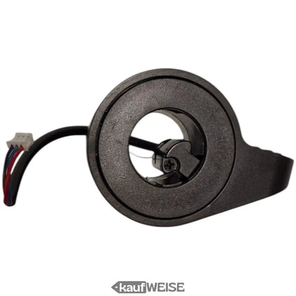 Grauer Ninebot Bremshebel mit schwarzem Motor und bunten Kabeln